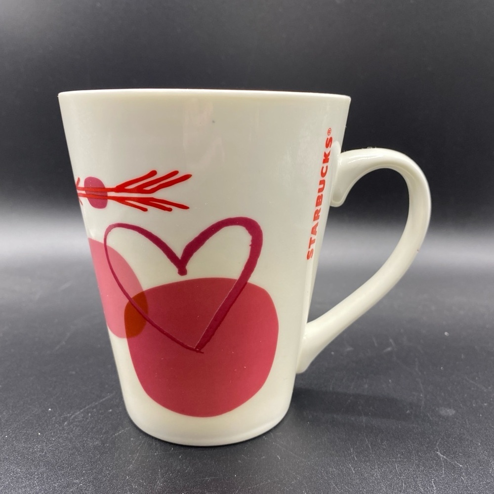 STARBUCKS Mug Hearts & Arrow 2016 Valentine's Day Love 12 oz Coffee Cup